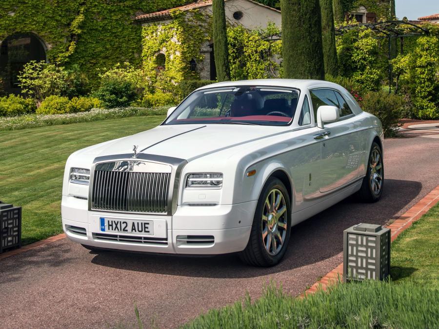  Rolls-Royce Phantom Coupe 2012 года  (фото 14 из 34)